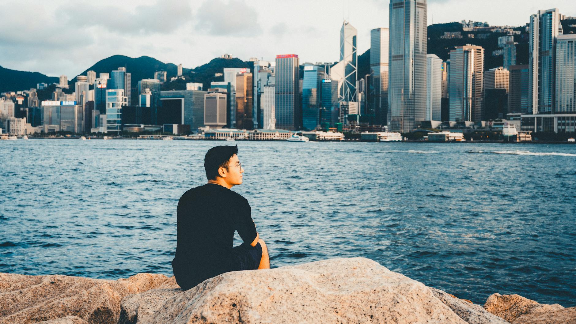 Economic Outlook: Analyzing Trends and Forecasts for Global Markets
